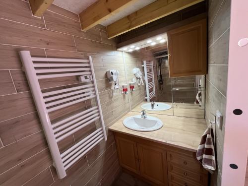 20260222_120207386_ios_-_grande