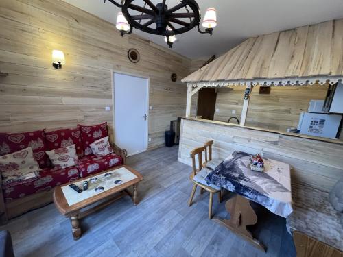 20260222_140917648_ios_-_grande