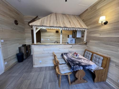 20260222_140947479_ios_-_grande