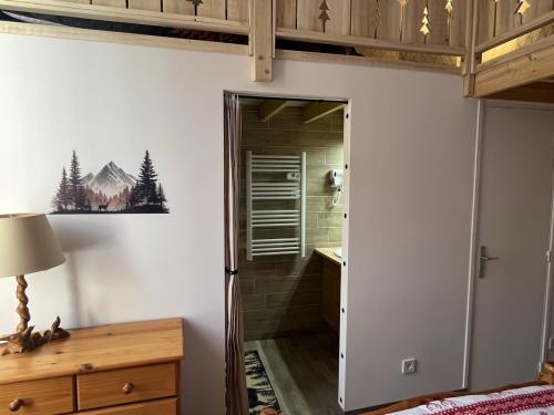 20260222_141436849_ios_-_grande