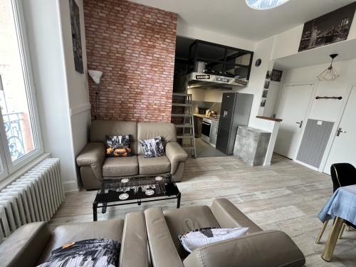 20260222_142536508_ios_-_grande