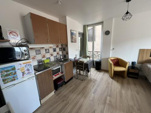 20260312_092147887_ios_-_grande