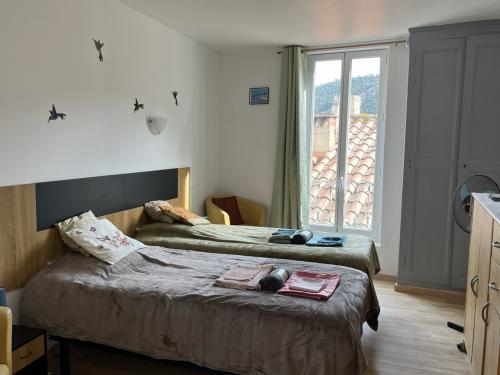 20260312_092407796_ios_-_grande